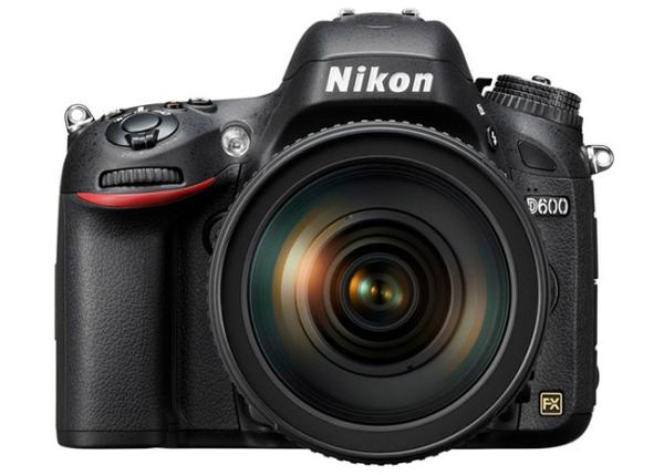 Nikon D600-