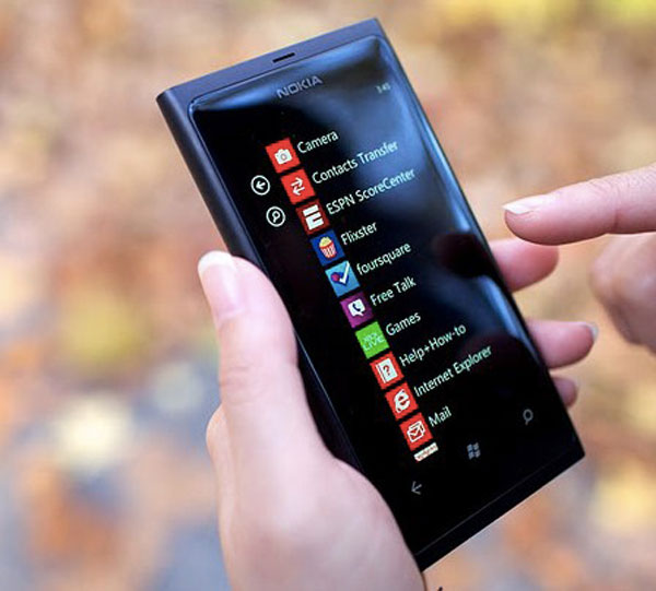 nokia lumia 800 09