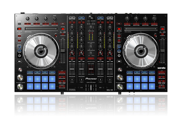 Pioneer DDJ-SX, controlador DJ para el software Serato DJ