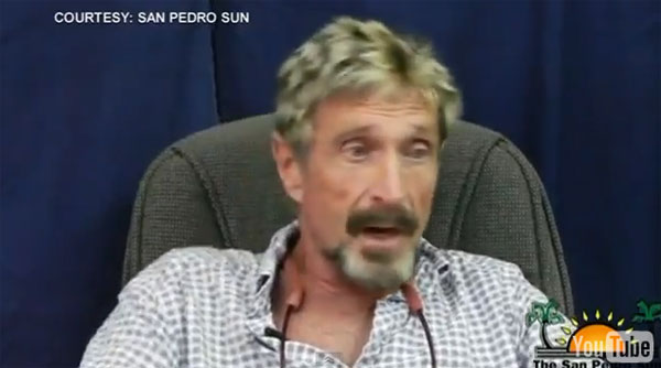 El creador del antivirus McAfee en busca por el asesinato de su vecino