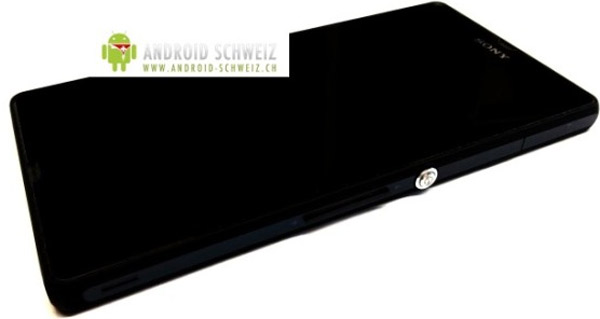 Sony-Xperia-Yuga-03 Sony Xperia Yuga 03