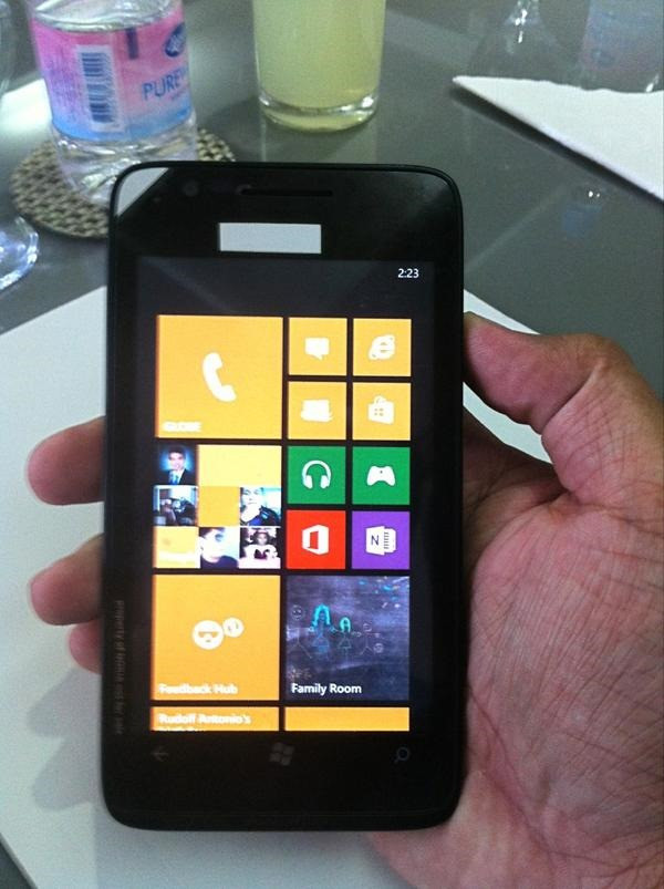 Se filtran imágenes de un nuevo Nokia Lumia