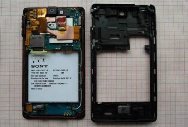Sony Xperia V 02