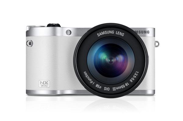 Samsung NX300, cámara compacta de lentes intercambiables