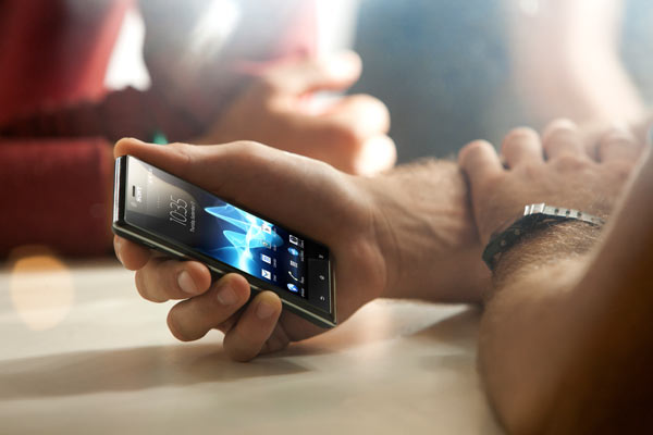 Sony Xperia J 041