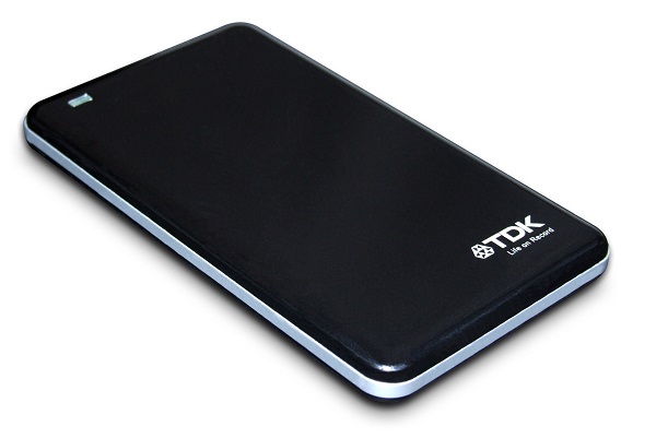 TDK lanza al mercado un disco SSD externo de 128 y 256 GB