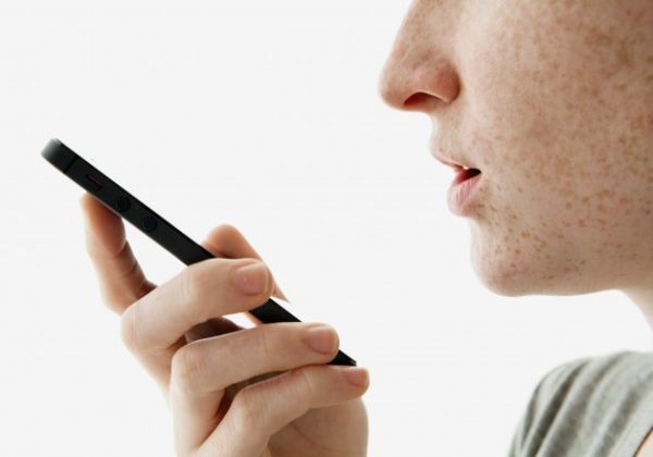 Apple desvela durante cuánto tiempo guarda los datos personales de Siri