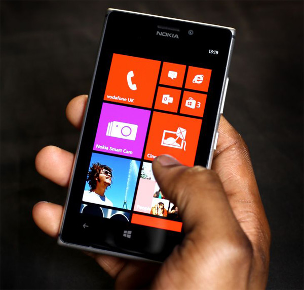 Nokia Lumia 925 05