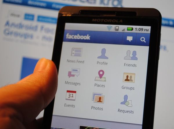 Facebook para Android enví­a el número de teléfono sin consentimiento del usuario