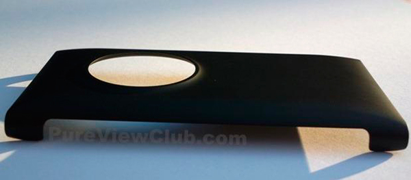 Aparece una imagen de la carcasa de carga inductiva del Nokia Lumia 1020