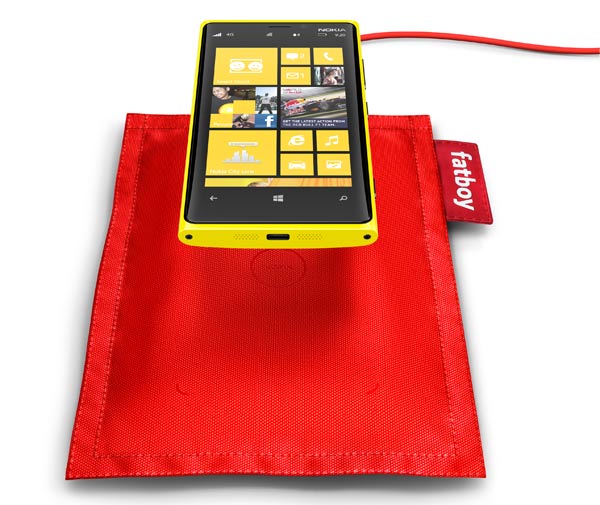Cómo cargar un móvil Nokia Lumia sin cables