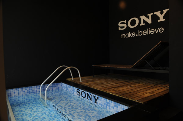 Sony Pool Up 02