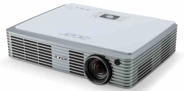 Acer Travel Serie K132, K135 y K335, proyectores LED compactos