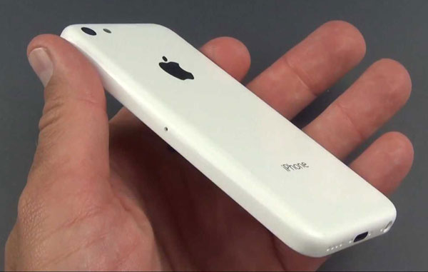 Apple iniciará el 30 de agosto un programa para conseguir el iPhone 5C y 5S entregando el viejo