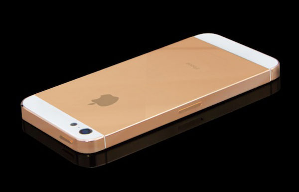 Apple podrí­a lanzar el iPhone 5S en color dorado
