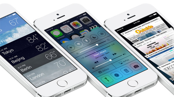 Otro fallo de seguridad en iOS 7 permite llamar desde un iPhone bloqueado