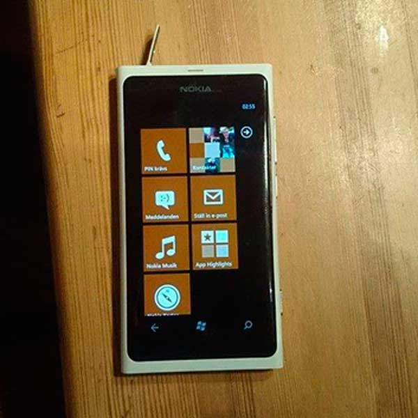 NokiaLumia800 sumergido