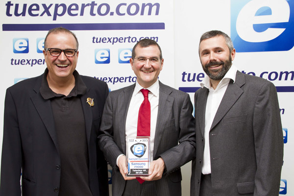 Premio Samsung F9000