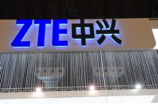 ZTE-BlueWatch-02 ZTE BlueWatch 02