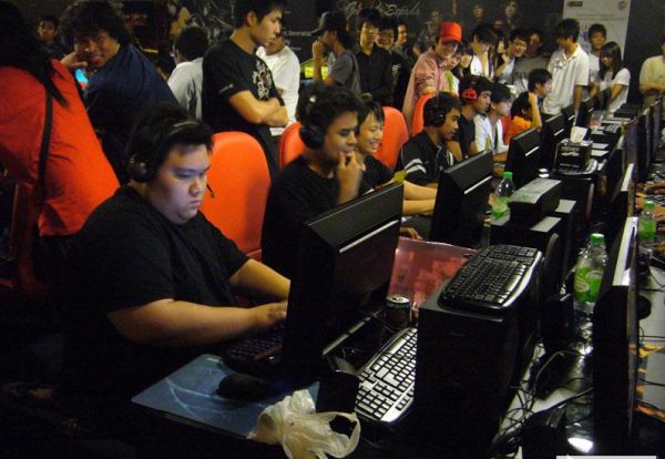 China levanta temporalmente el veto a las videoconsolas extranjeras en el país 2 jugadores_malasia