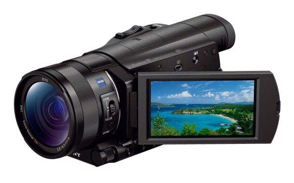 Sony FDR-AX100E, videocámara 4K que se usa con una sola mano