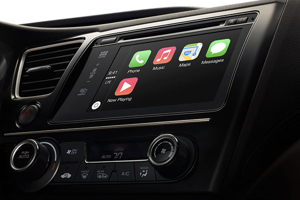 Mimics la pantalla de tu iPhone en el dash de tu auto