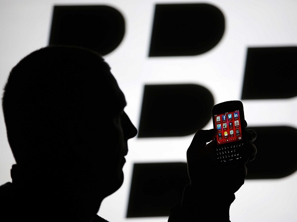 El CEO de Blackberry niega que vayan a abandonar el negocio de móviles