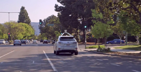 Los coches automatizados de Google ya son capaces de desenvolverse entre tráfico real