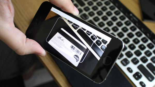 iOS 8 permite escanear tarjetas de crédito mediante una foto