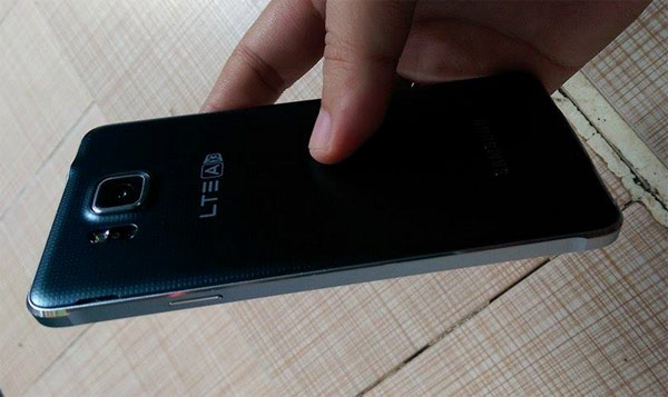 Samsung-Galaxy-Alpha-03 Samsung Galaxy Alpha 03