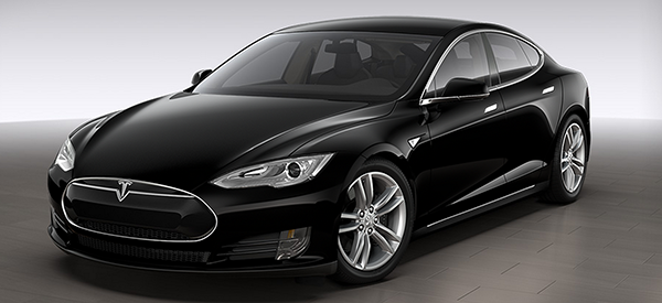 El Tesla Model S se podrá arrancar con iPhones y, probablemente, con smartphones Android