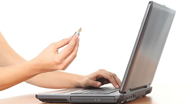 IcoScript, troyano que se comunica con los cibercriminales por Gmail o Yahoo 1 Troyano IcoScript