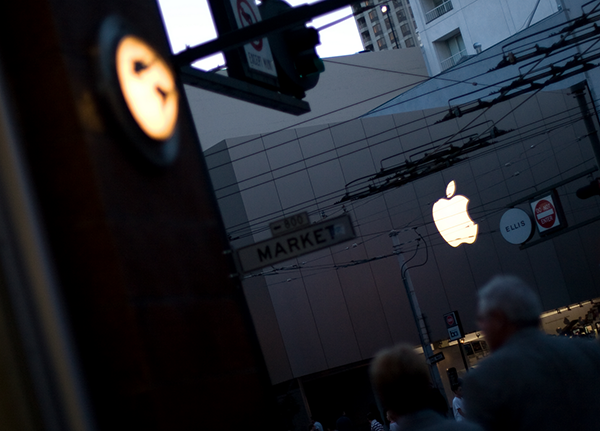 apple-01 apple-01