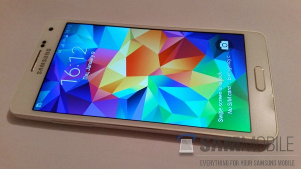 Samsung Galaxy A5, se filtran las primeras fotos del sucesor del Galaxy Alpha 2 Samsung Galaxy A5