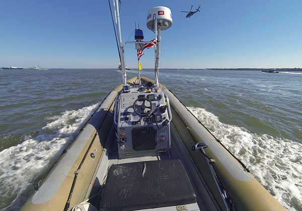 La marina estadounidense cuenta con una flota de “barcas drone” inteligentes