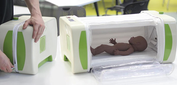 Una incubadora inflable de bajo coste gana el James Dyson Award 2014