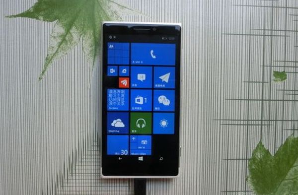 lumia_prototipo_02 lumia prototipo