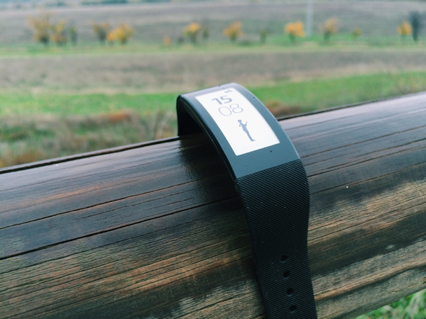 Sony SmartBand Talk SWR30, la hemos probado