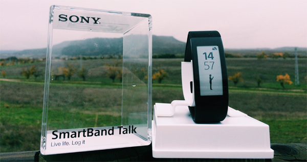 Sony SmartBand Talk SWR30, la hemos probado