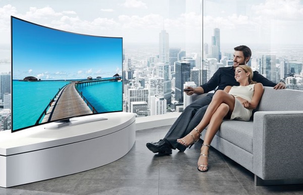 El mercado de televisores creció un 8% en España en lo que va de año 2 Televisor curva de Samsung