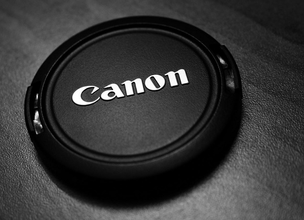 Canon gana un 10% más en el año 2014 2 Canon