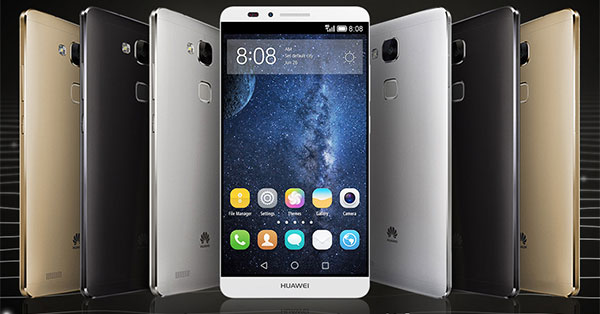 El phablet Huawei Ascend Mate 8 posa para la cámara