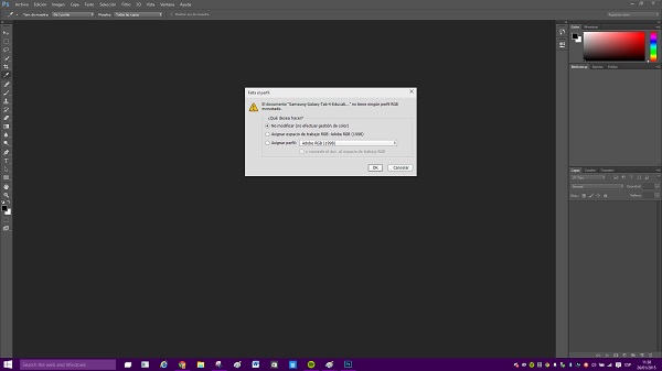 Cómo quitar la ventana que pregunta por el perfil de foto en Photoshop