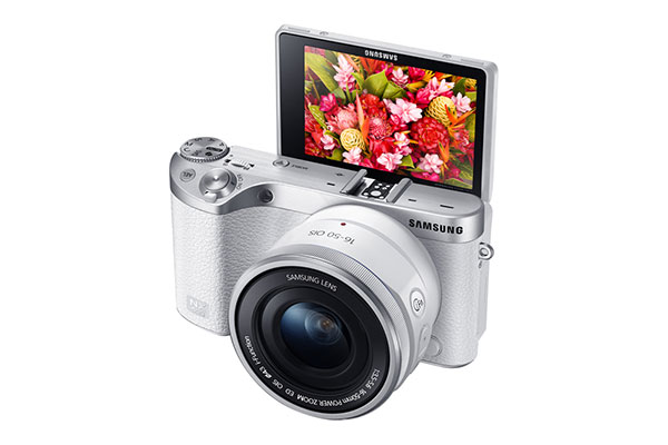 Samsung NX500, nueva cámara sin espejo con 28 megapí­xeles y ví­deo 4K