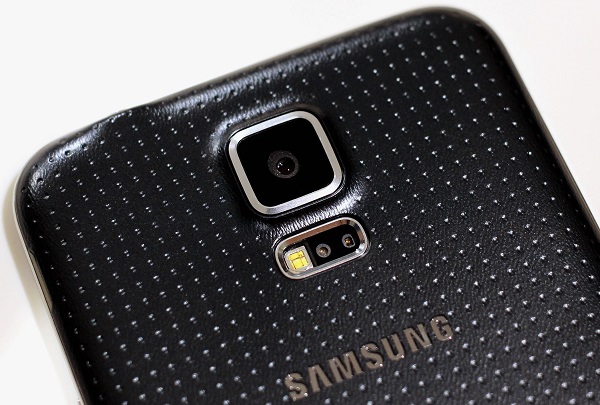 Samsung da pistas sobre la cámara del Samsung Galaxy S6