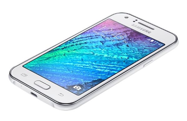 El Samsung Galaxy J1 ya está disponible por 120 euros