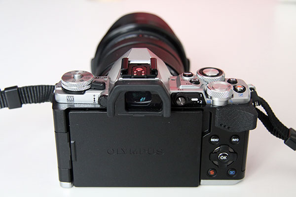 Olympus-E-M5-MatkII-12 Olympus E-M5 Mark II