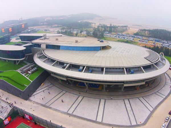 Un empresario convierte la sede de su empresa en la nave de Star Trek 1 Edificio Enterprise de Star Trek