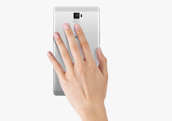 Oppo R7 Plus
