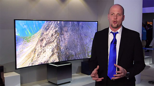 Samsung 82S9, TV curva de 82 pulgadas con resolución SUHD